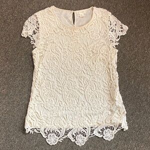 Lucy & Laurel Cream Lace Blouse